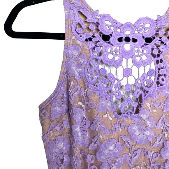 DRESS The Population - One Rad Girl Regina Lace Open Back Dress - Picture 5 of 13